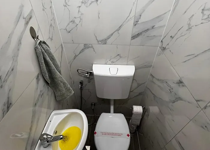 Old Town Bascarsija -modern *